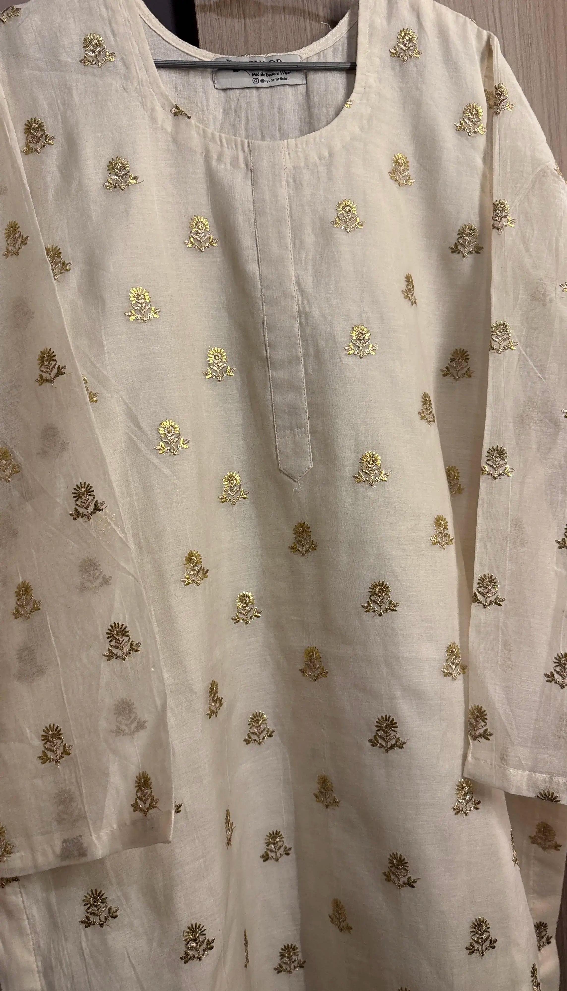 Rukhsar Kurta Set in Oversized fit