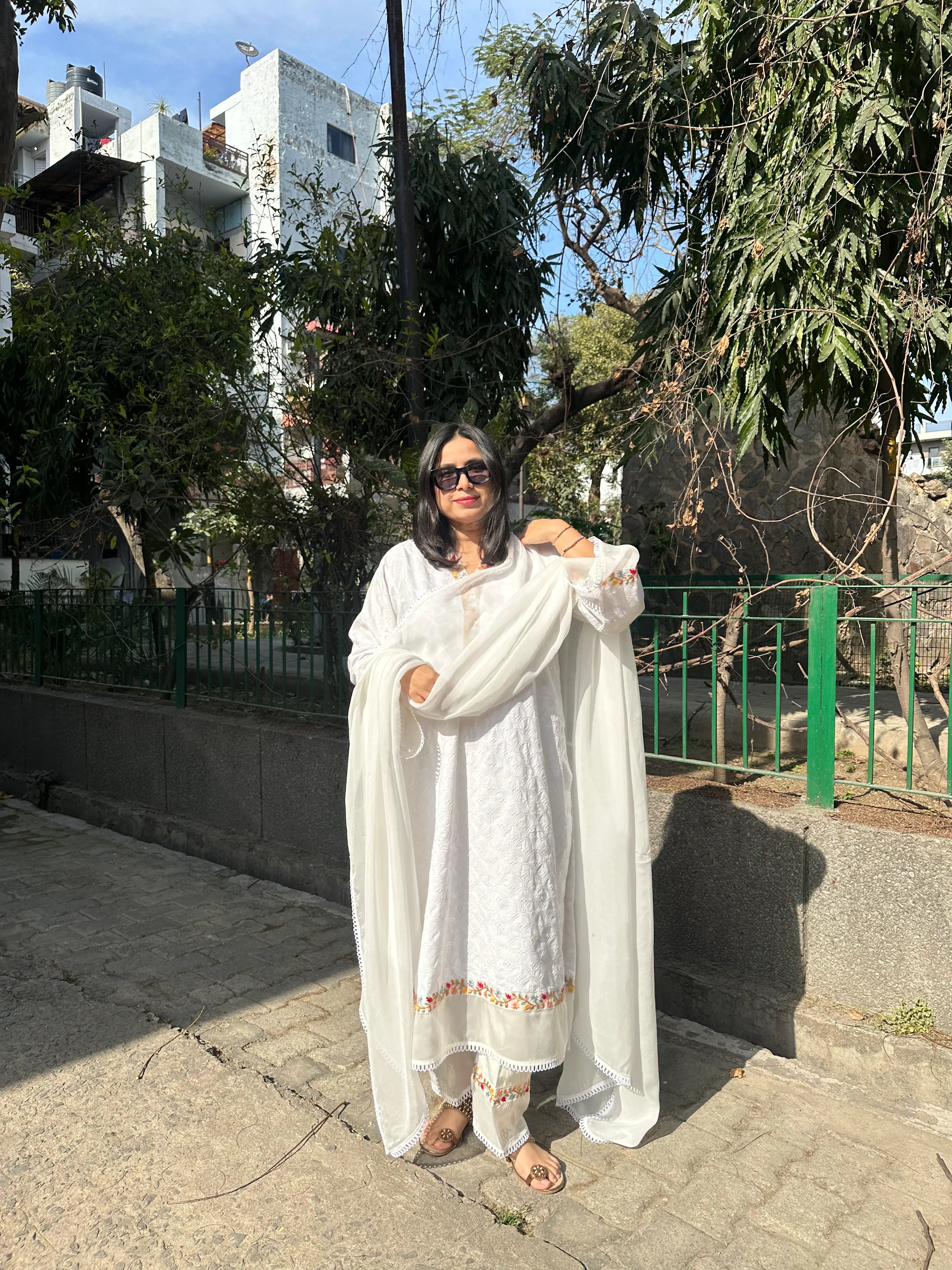 Afreen White Embroidered Kurta Set Long by Pyoor – Loose-fit kurta with colorful embroidery details.