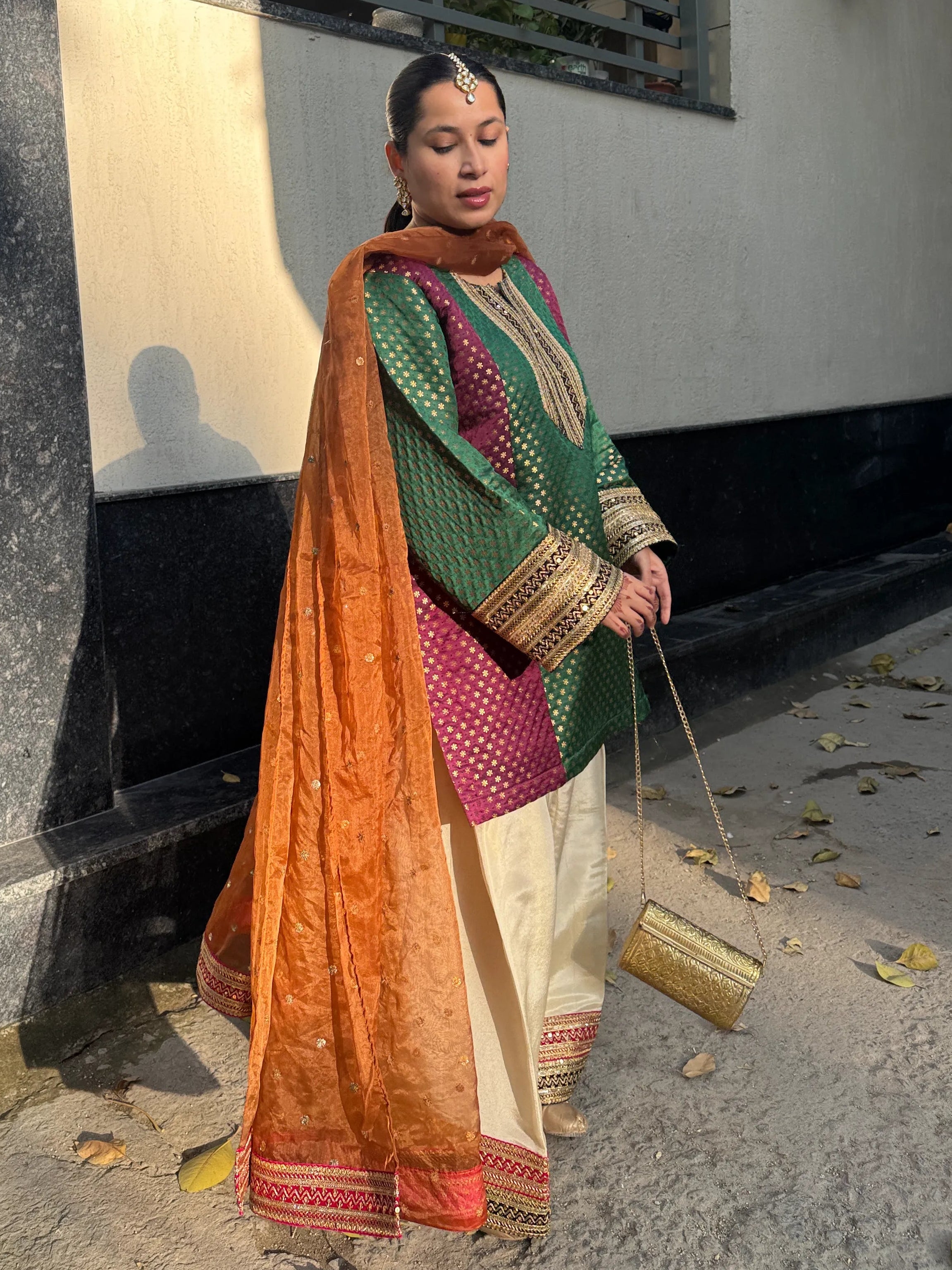 Pyoor Alizeh Colorblock Farshi Set with brocade kurta and tissue salwar