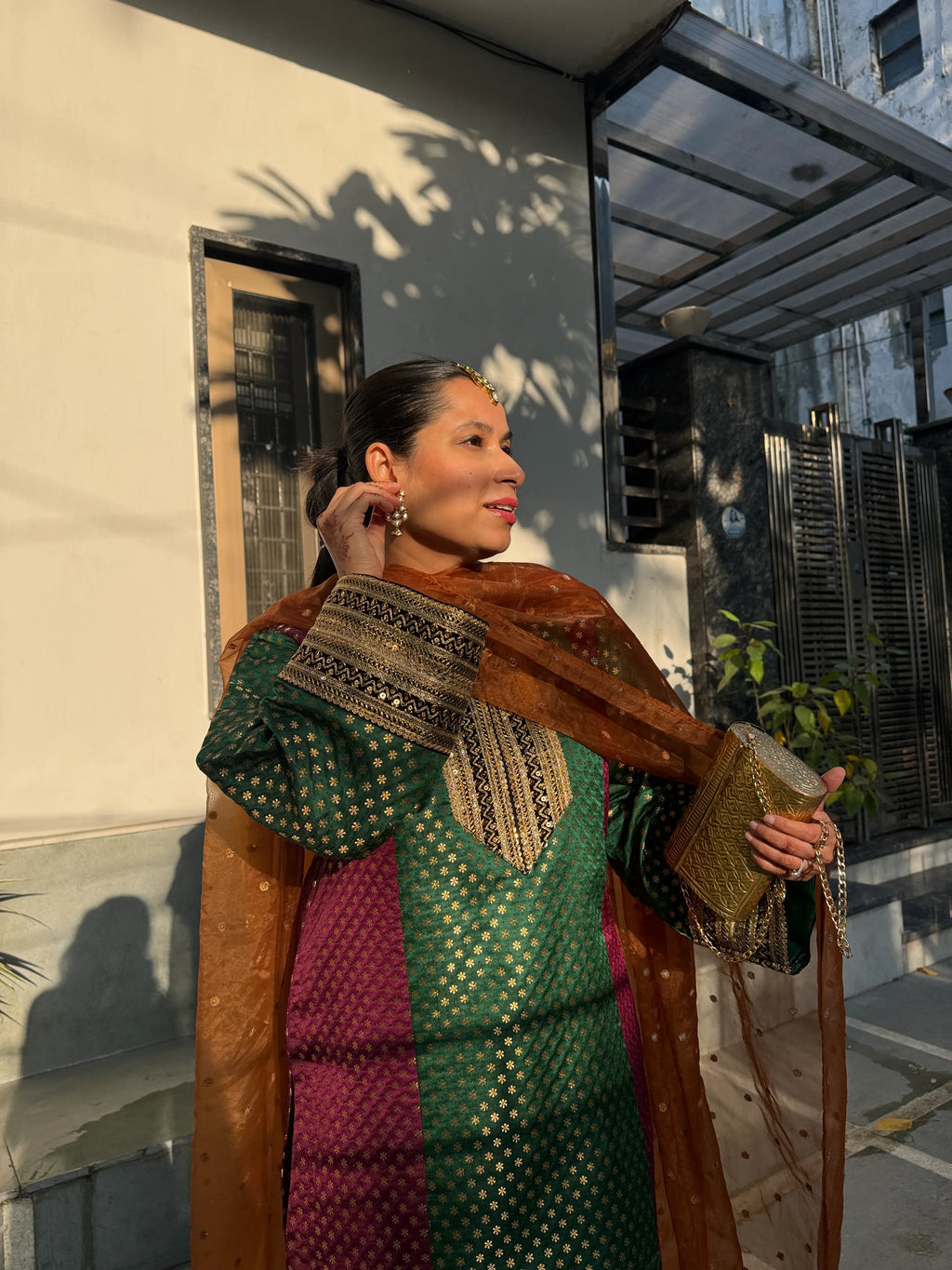 Pyoor Alizeh Colorblock Farshi Set with embroidered zari lace details