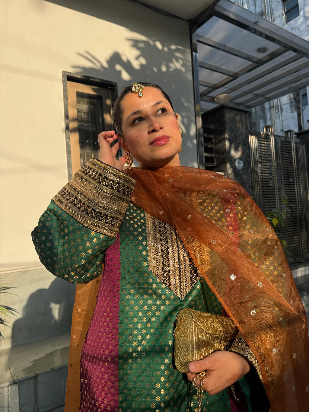 Alizeh Colorblock Farshi Set from Pyoor paired with tissue salwar