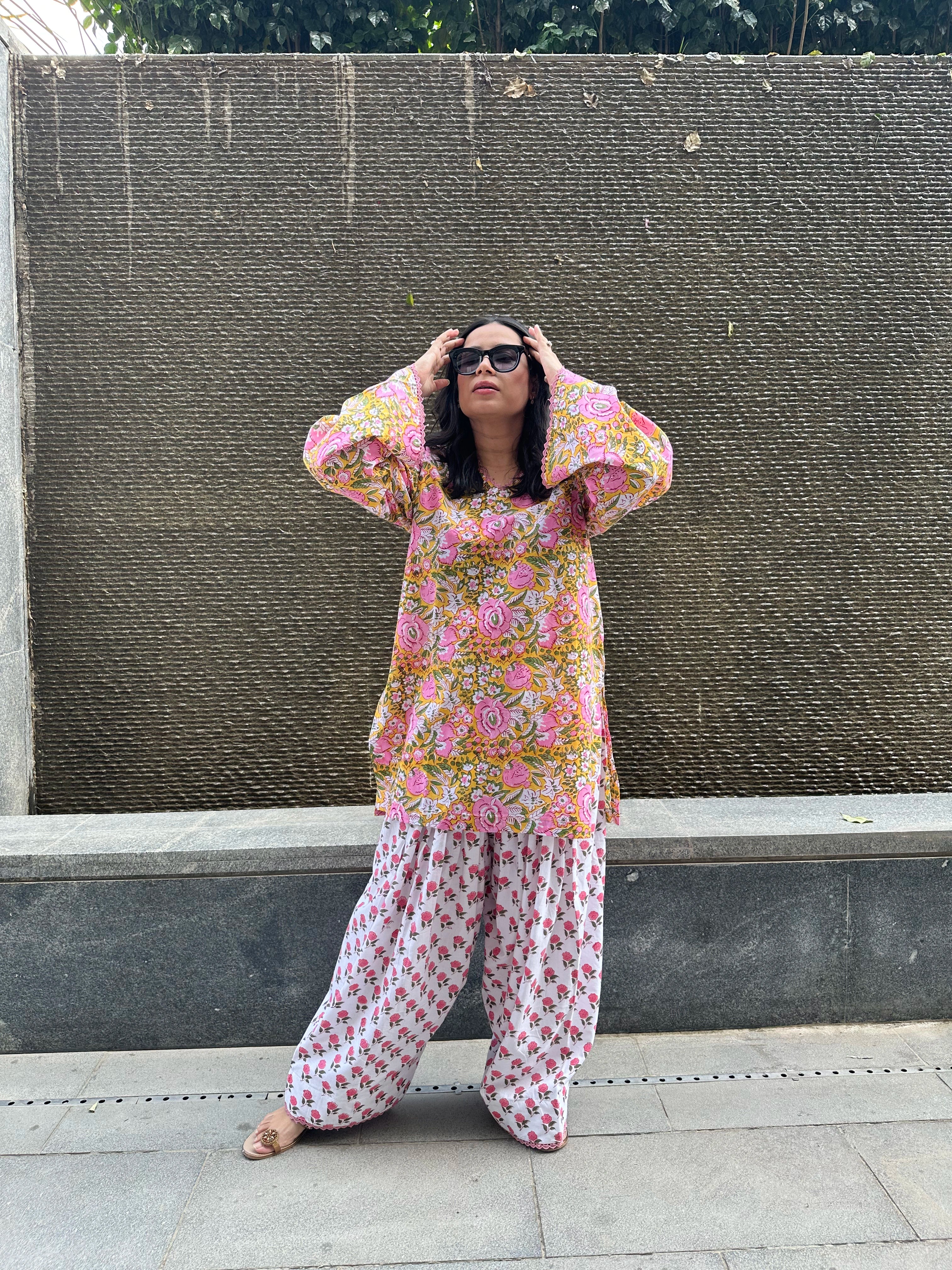 Apricot Farshi Set by Pyoor with signature oversized cotton fit