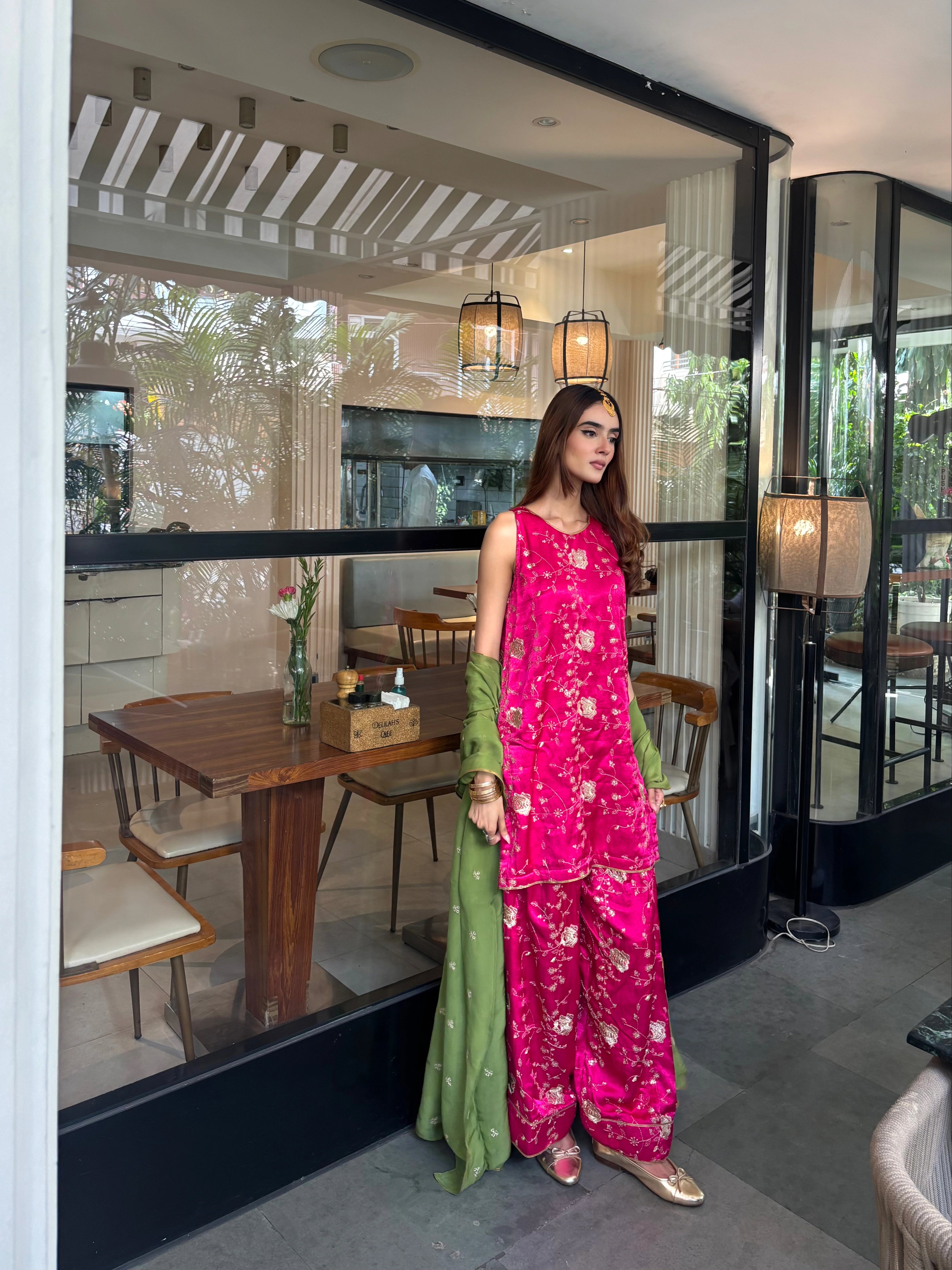 Blush Pink Vintage Farshi Set with mehendi green organza dupatta