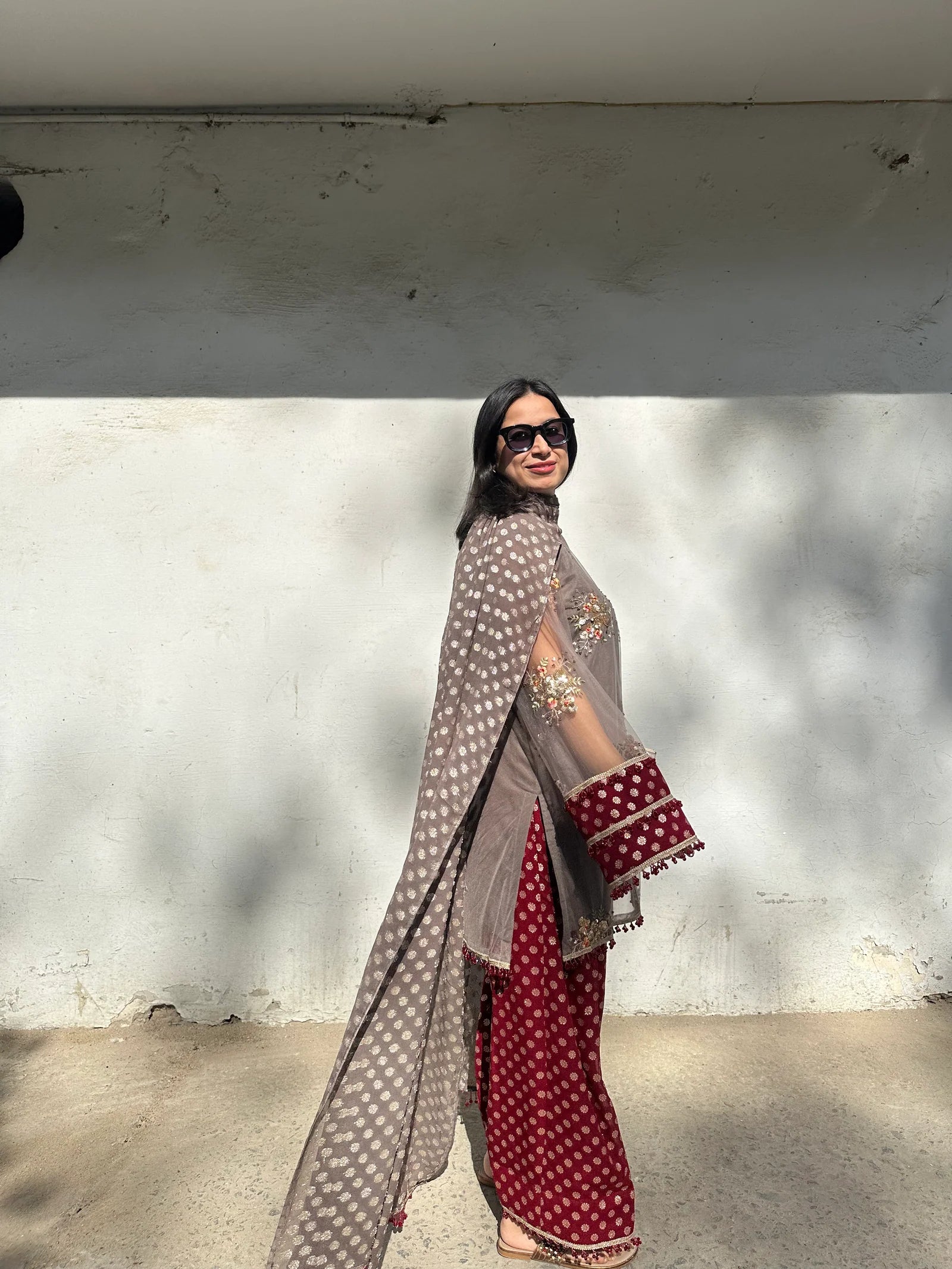 Pyoor’s Grey Gold Embroidered Farshi Set showcasing net embroidery and soft drapes