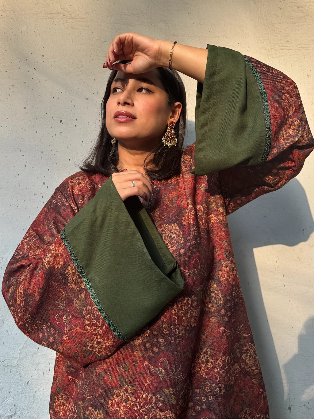 Winter Bageecha Farshi Set