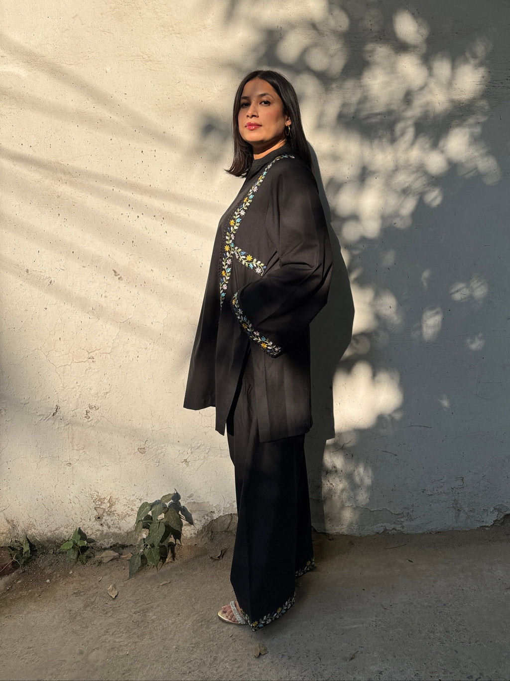 Solids Black Pashmina Farshi Set