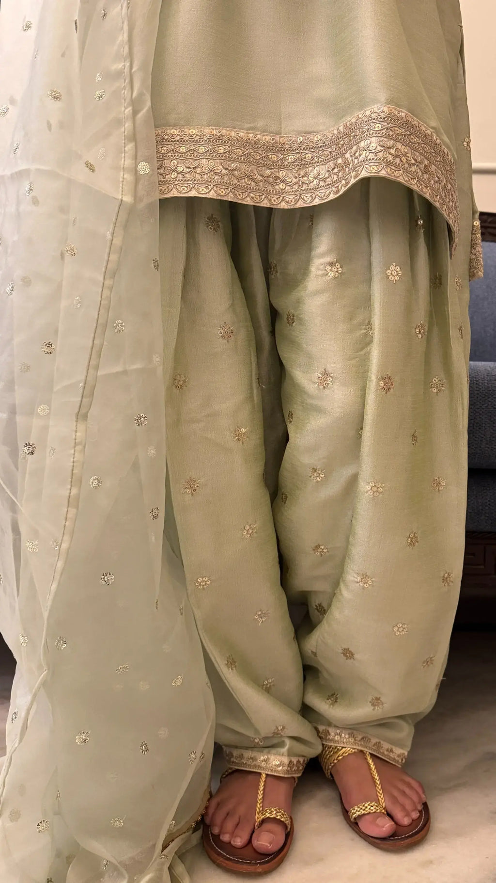 Pyoor Mehr Farshi Salwar Suit Set in Silk paired with flowy salwar and embroidered dupatta