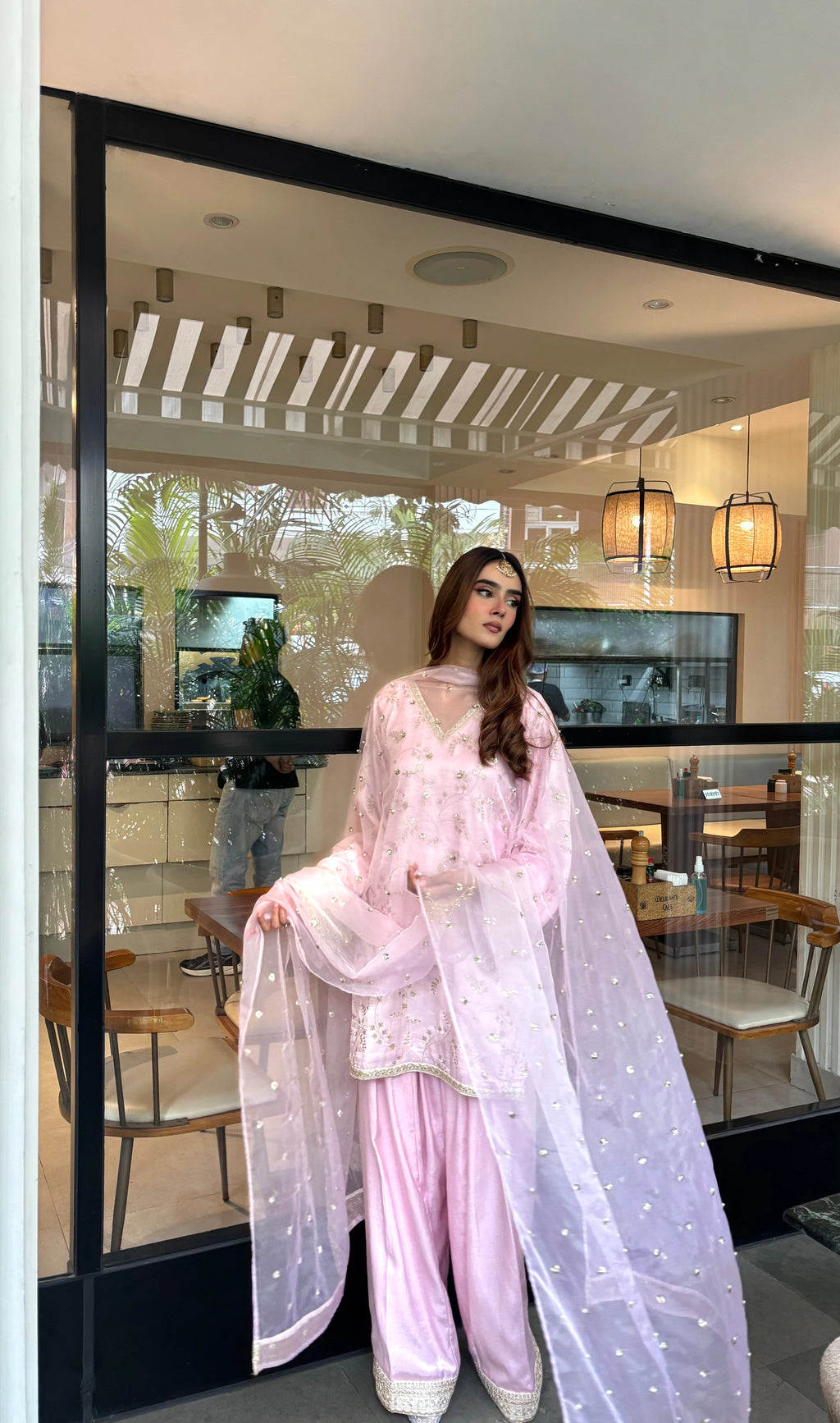 Pyoor's Mehrab Soft Pink Farshi Set with cotton lining detail