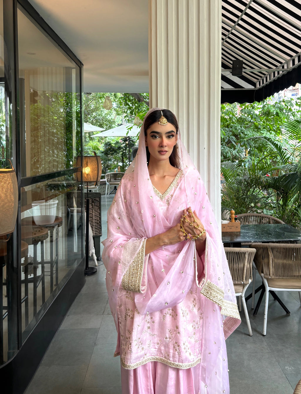 Mehrab Soft Pink Farshi Set featuring signature straight fit, Pyoor