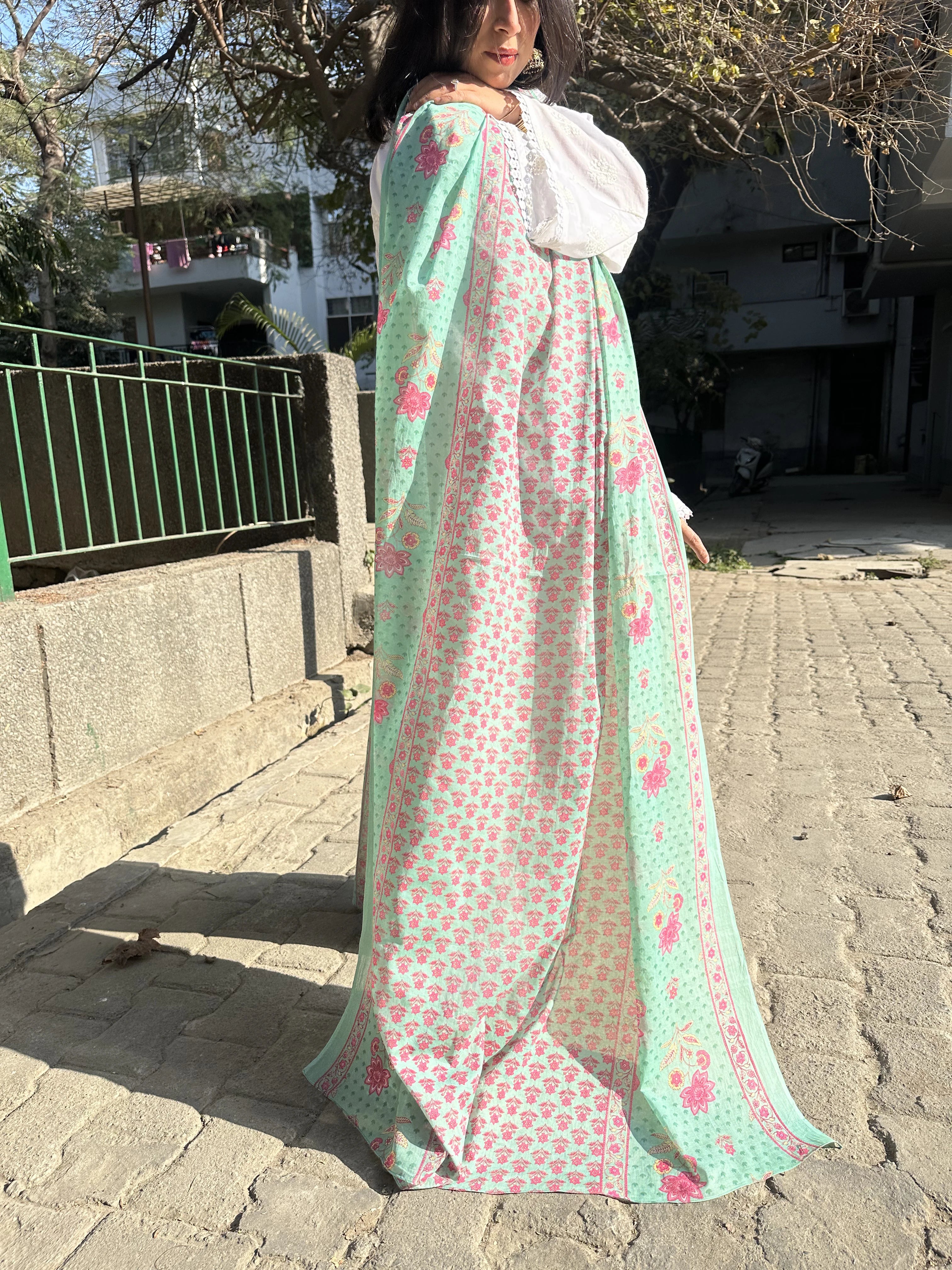 Parizaad Embroidered White Set Pyoor with white kurta, salwar and contrast dupatta