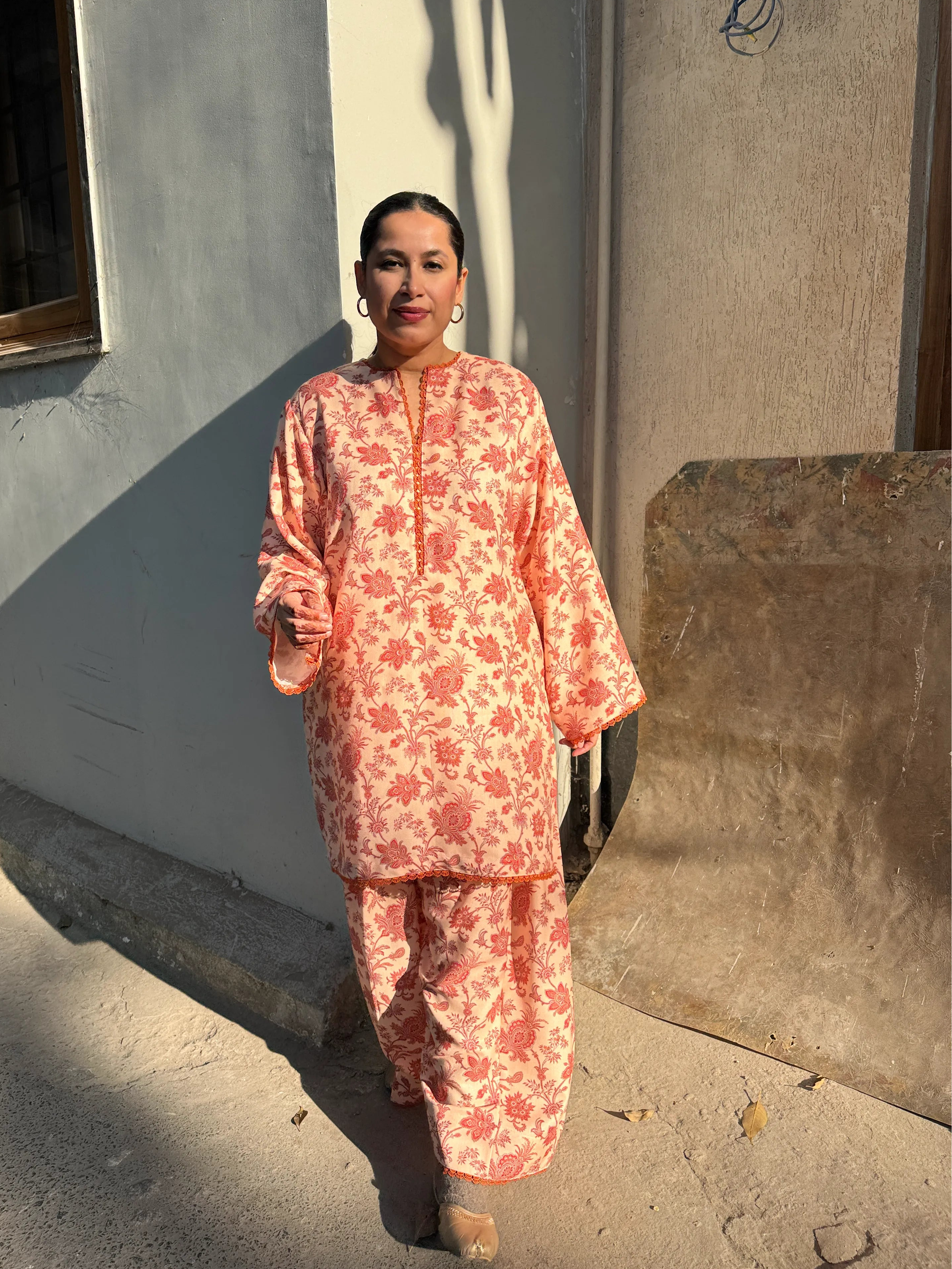 Peach Winter Bloom Pashmina Set with pashmina shawl and oversized comfort by Pyoor