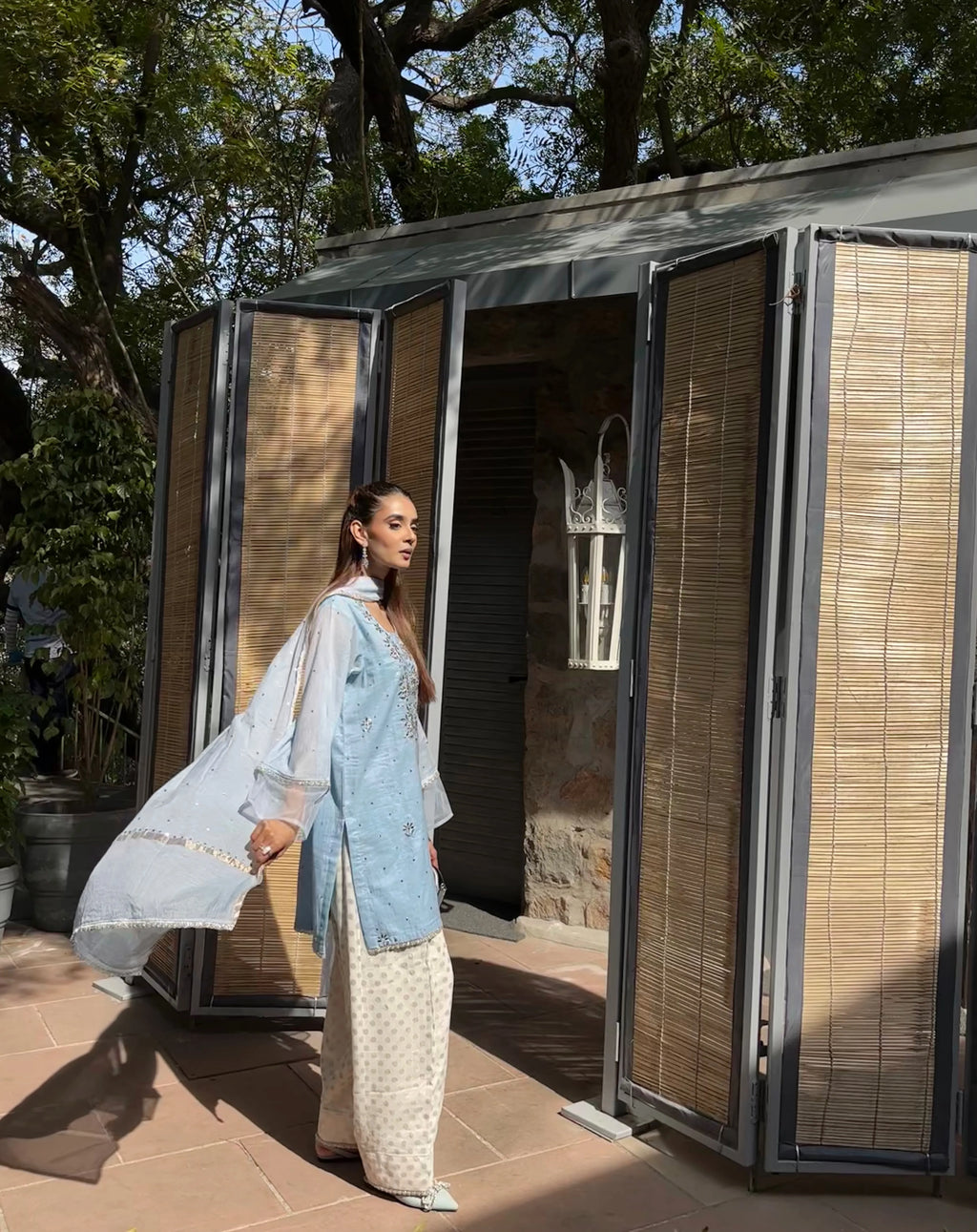 Powder Blue Mukaish Handwork Farshi by Pyoor – Zari embroidery on a georgette farshi with mul chanderi kurta.