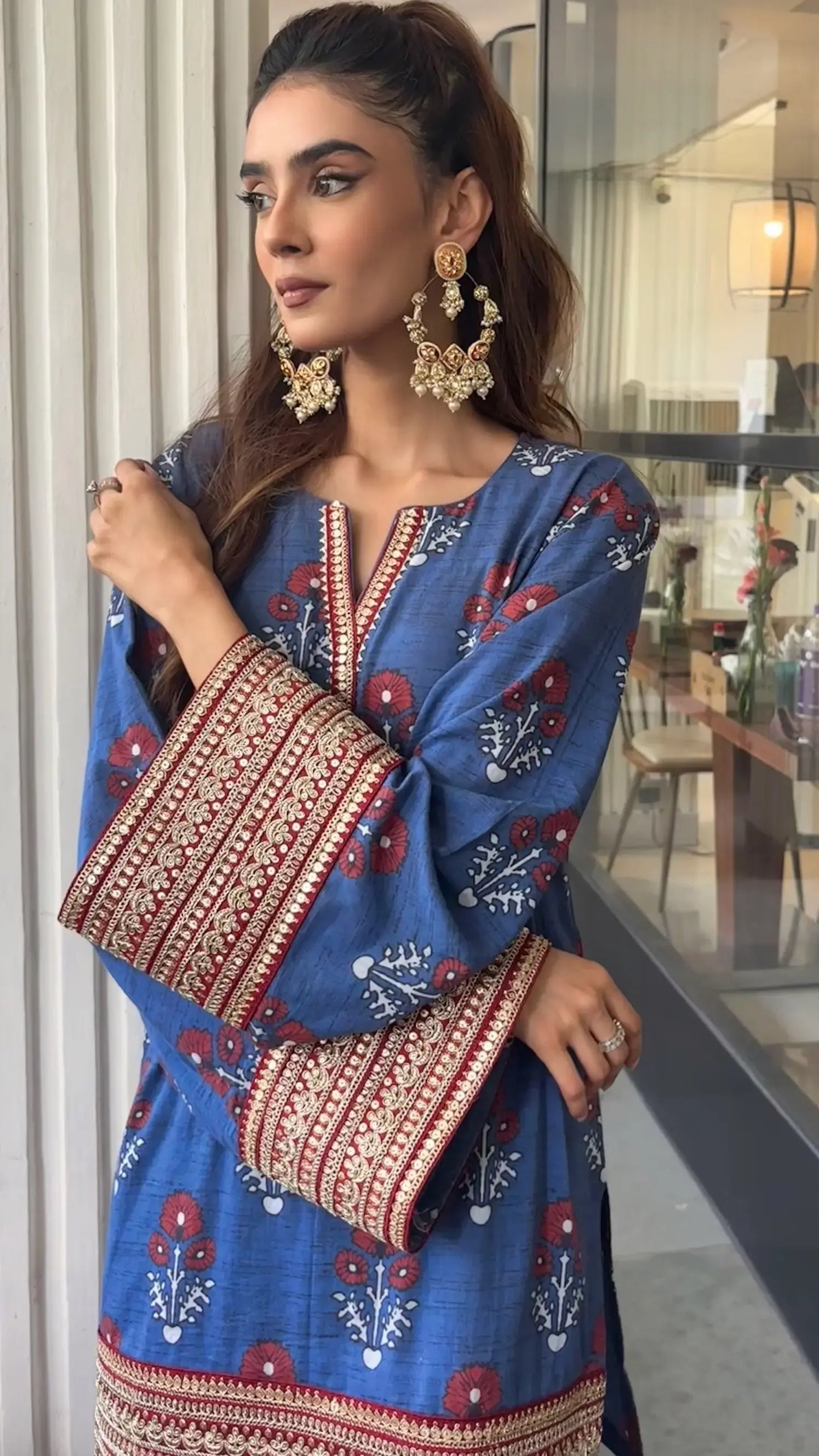 Pyoor Ranibagh Farshi Set in oversized fit with lace-detailed kurta and soft dupatta.