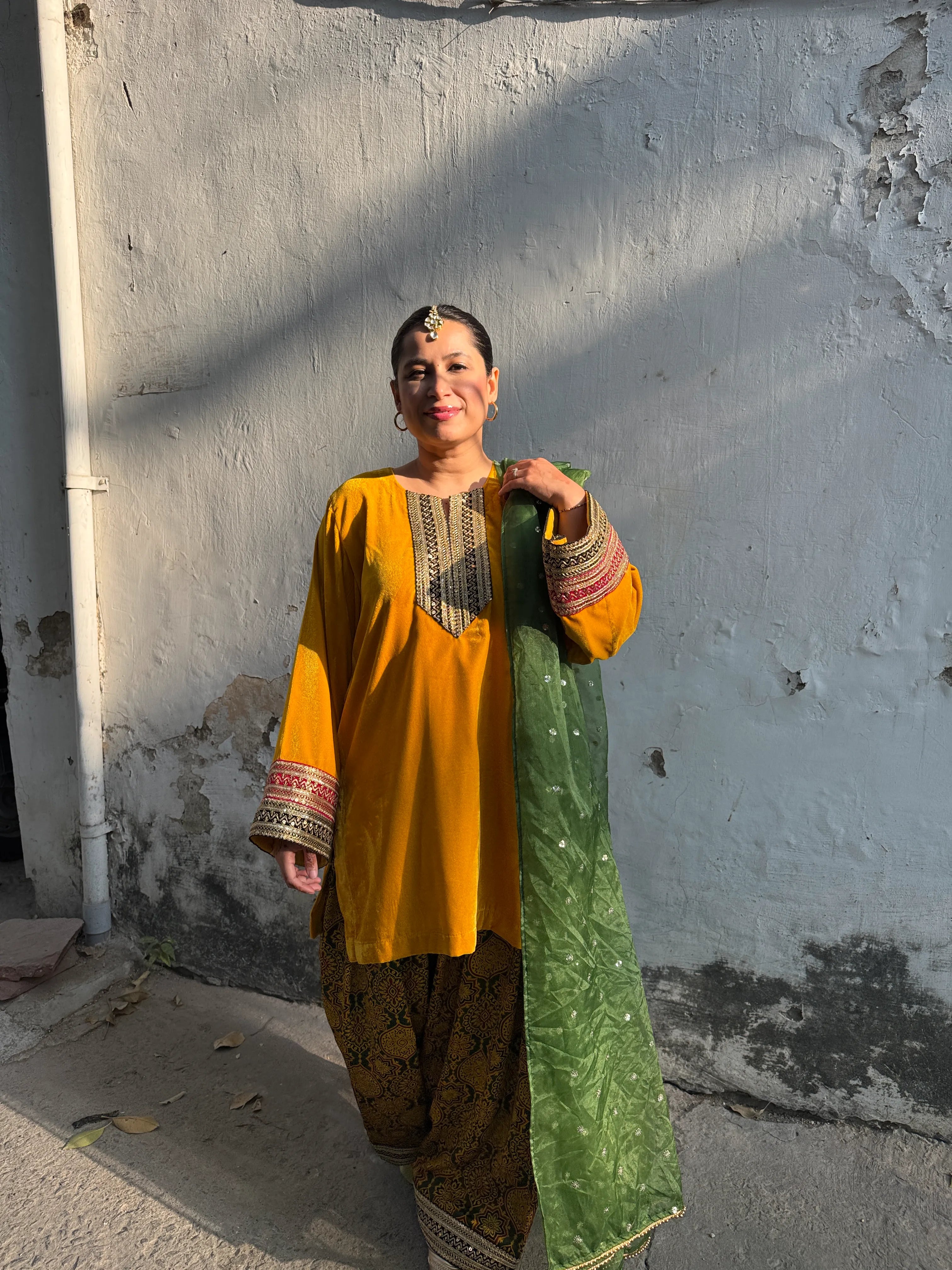 Pyoor Sara Yellow Velvet Mashru Silk Farshi Set oversized farshi silhouette