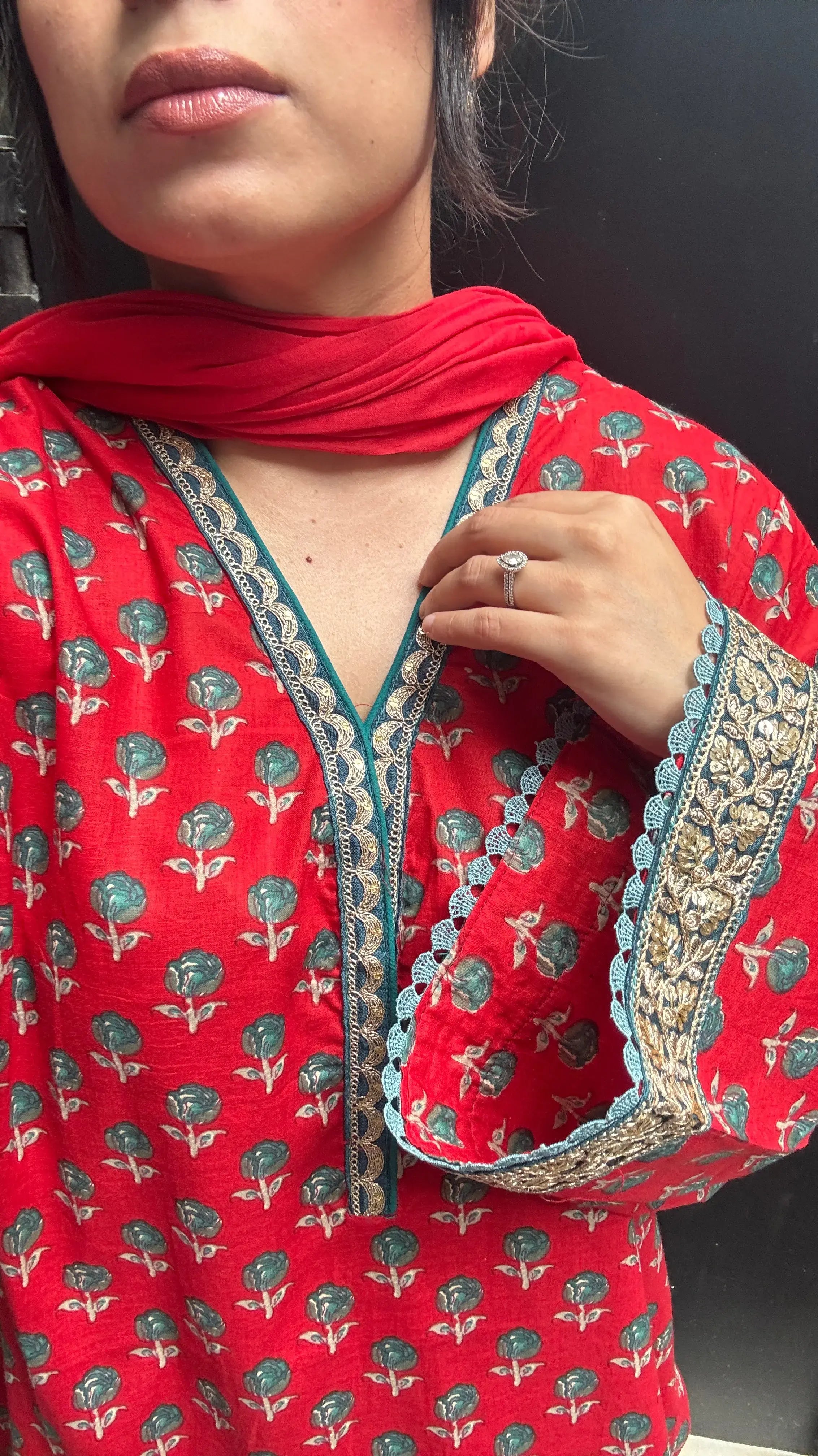 Pyoor Veera Cotton Farshi Set in breathable cotton with festive oversized comfort.