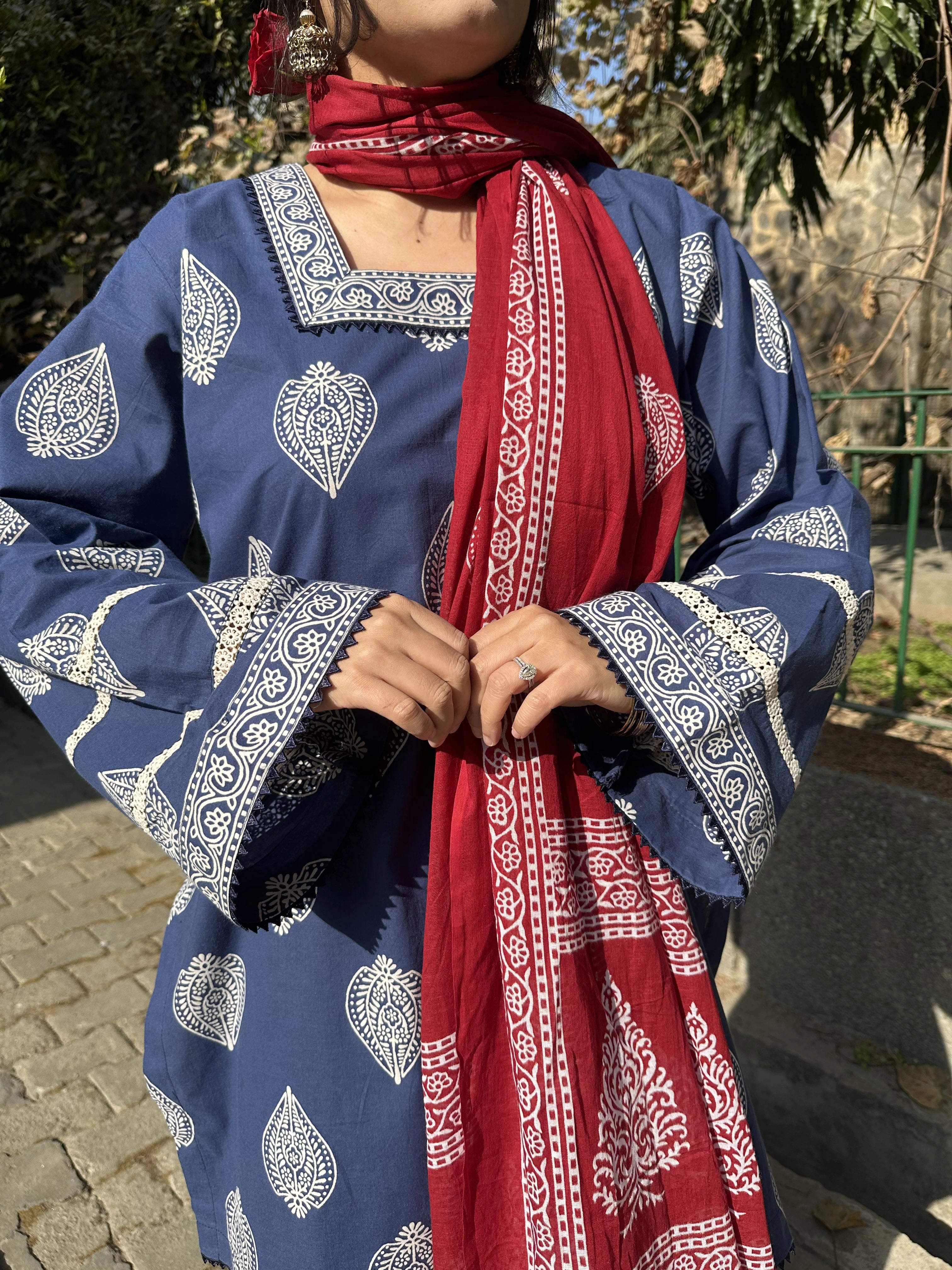 Yasmeen Block Blue Farshi with Red Dupatta block print cotton wear Pyoor