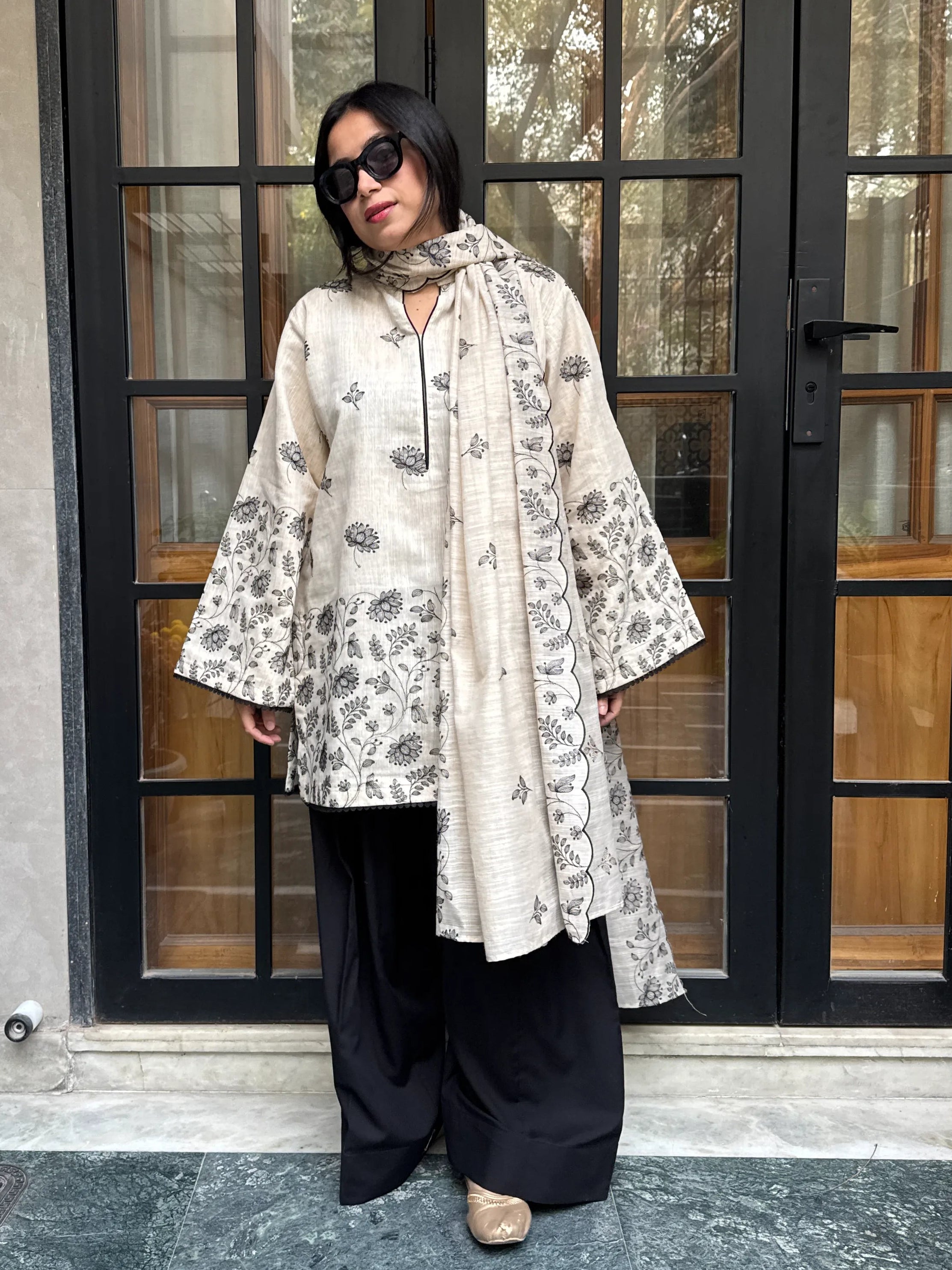 Zora Chanderi Linen Farshi Set from Pyoor featuring detailed embroidery