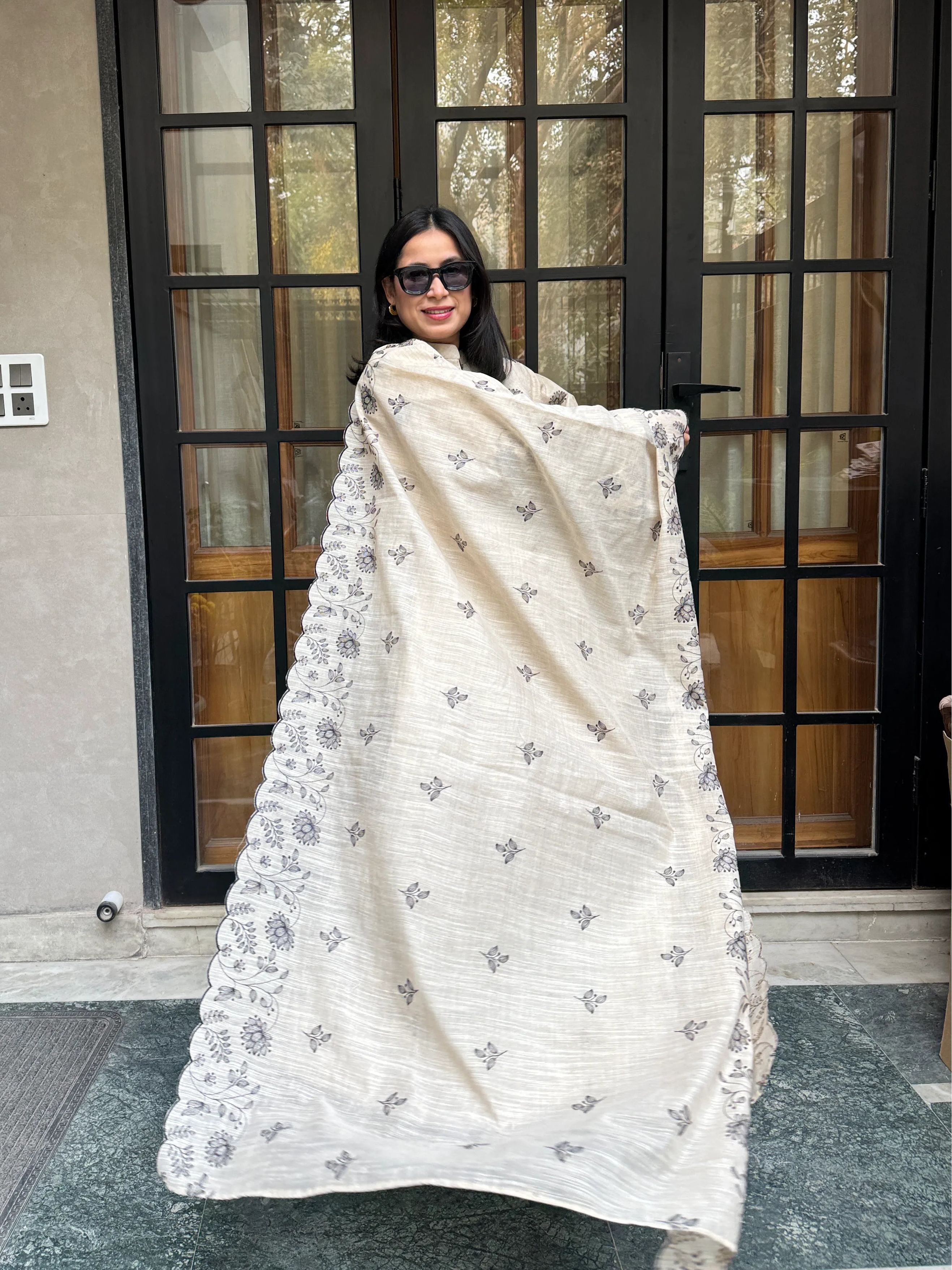 Zora Chanderi Linen Farshi Set Pyoor signature oversized embroidered fit