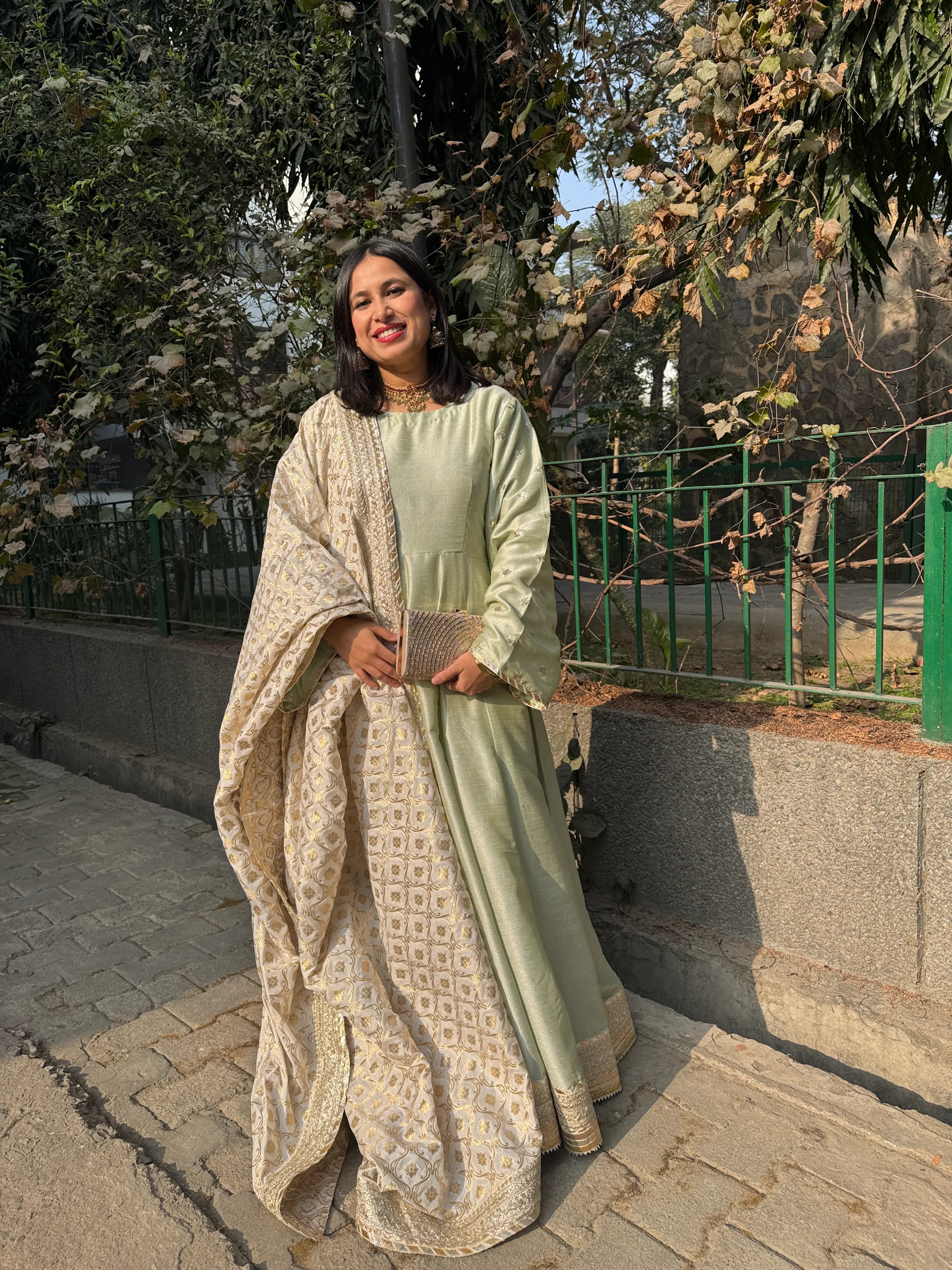 Zoya Anarkali Pishwas Pyoor detailed view of heavy katan silk dupatta