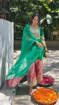 GULDASTA' Silk Brocade Set with Dupatta